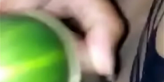 cucumber,juicy,masturbation